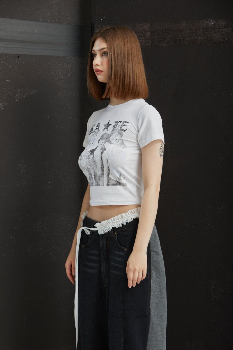 FRIENDS CROPPED T-SHIRT