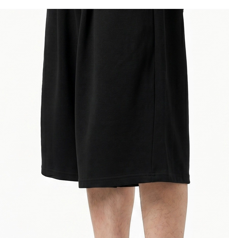 Balloon Curved Side Tuck Bermuda Pants Black