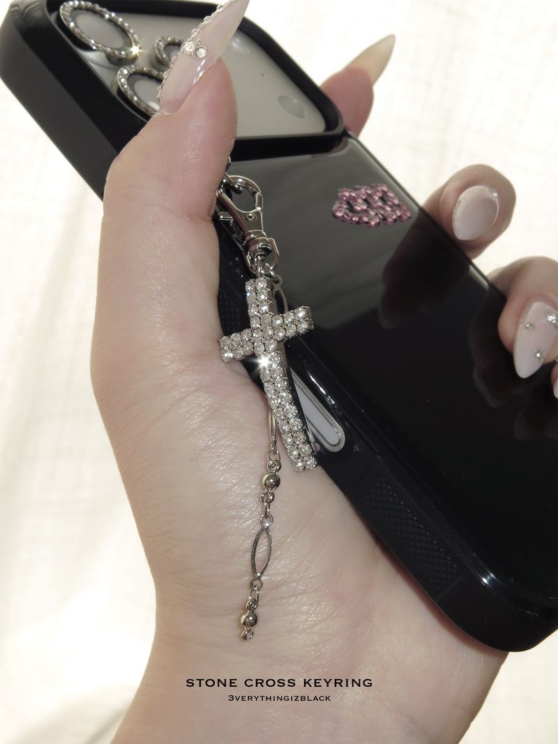 stone cross keyring