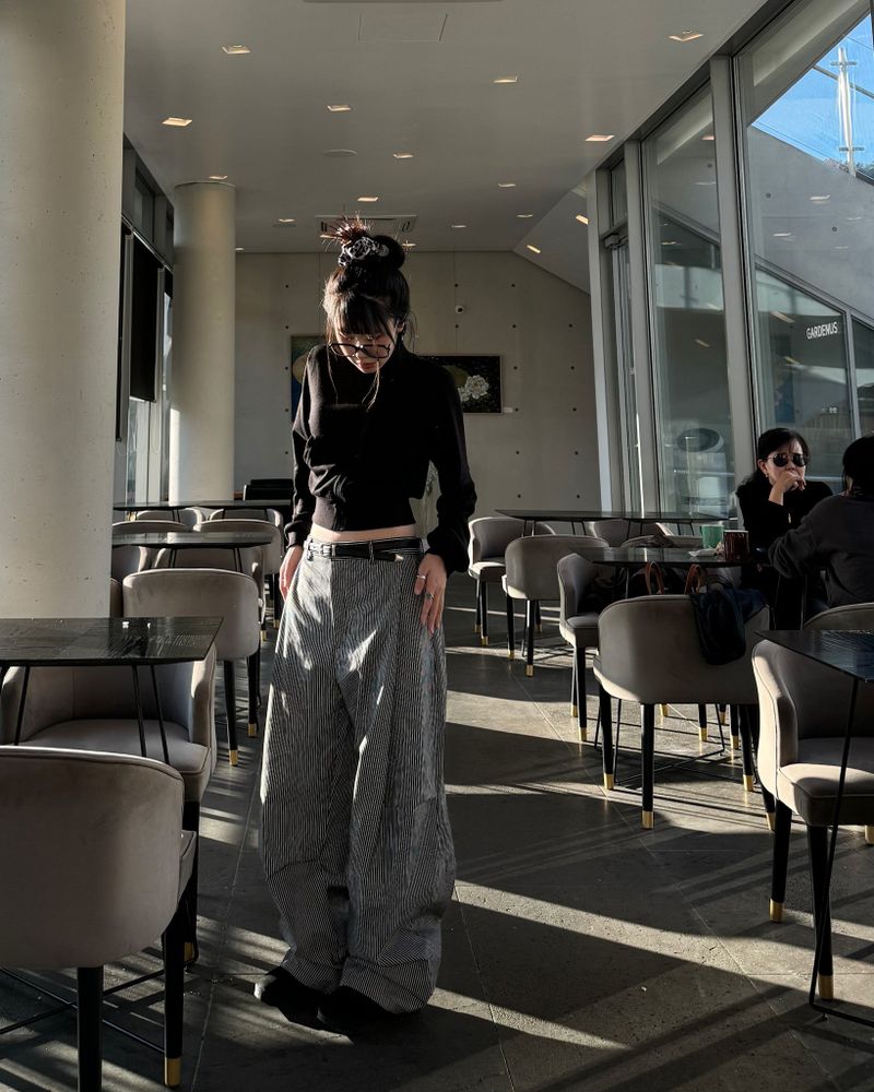Curved stripe pants (Unisex)