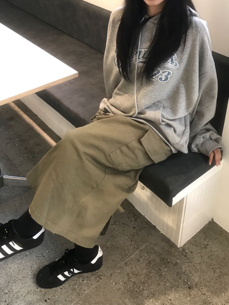 heenytsuki（ヒニツキ）の「Daily slit cargo bendable long skirt（Skirts）」