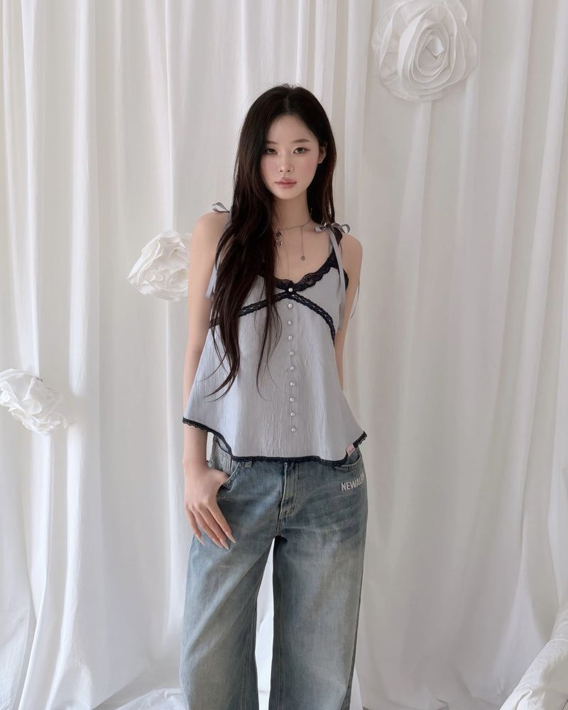 NEWALRIN（ニューアリン）の「【ディスプレイ商品】エンジェルサテンレースキャミブラウス（トップス）」