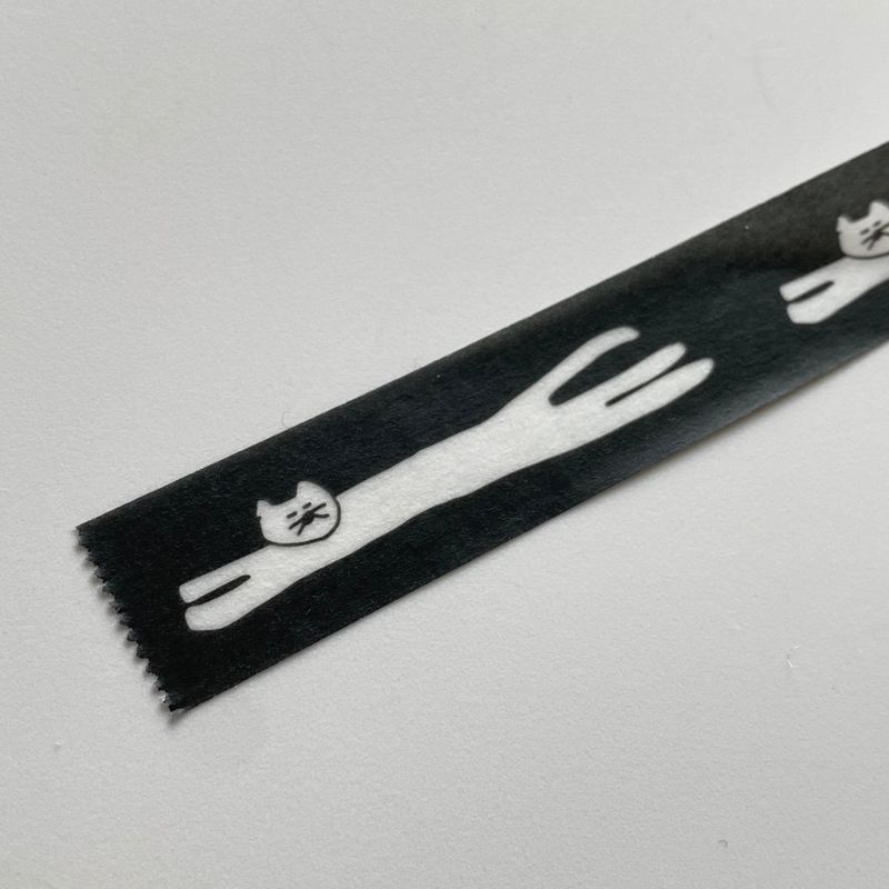 Stretched cat masking tape