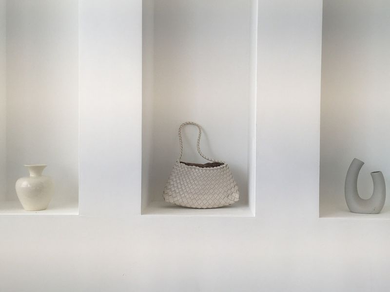 Woven Leather Pouch Rattan Shoulder Bag