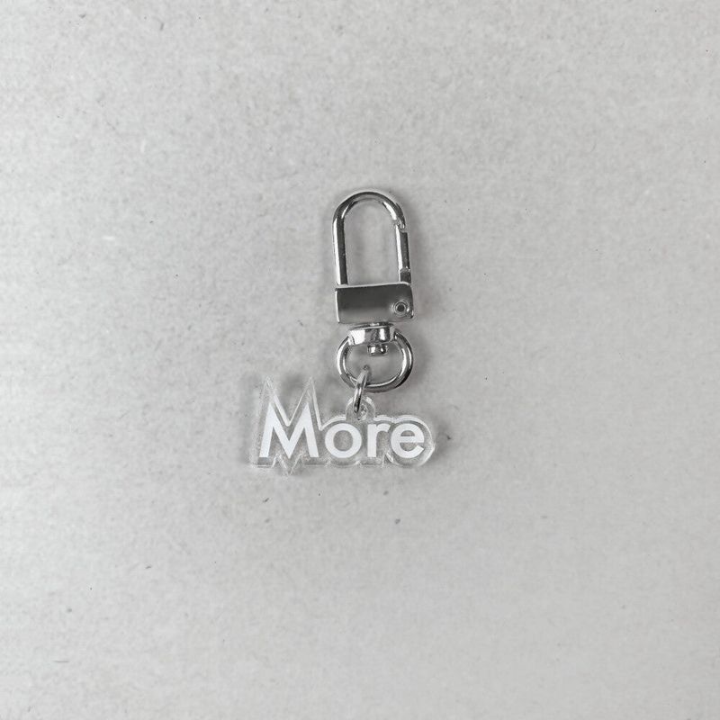 MUZIKTIGER(ムジークタイガー)の「MORE TYPOGRAPHY KEY RING(Toys/Key Holders)」