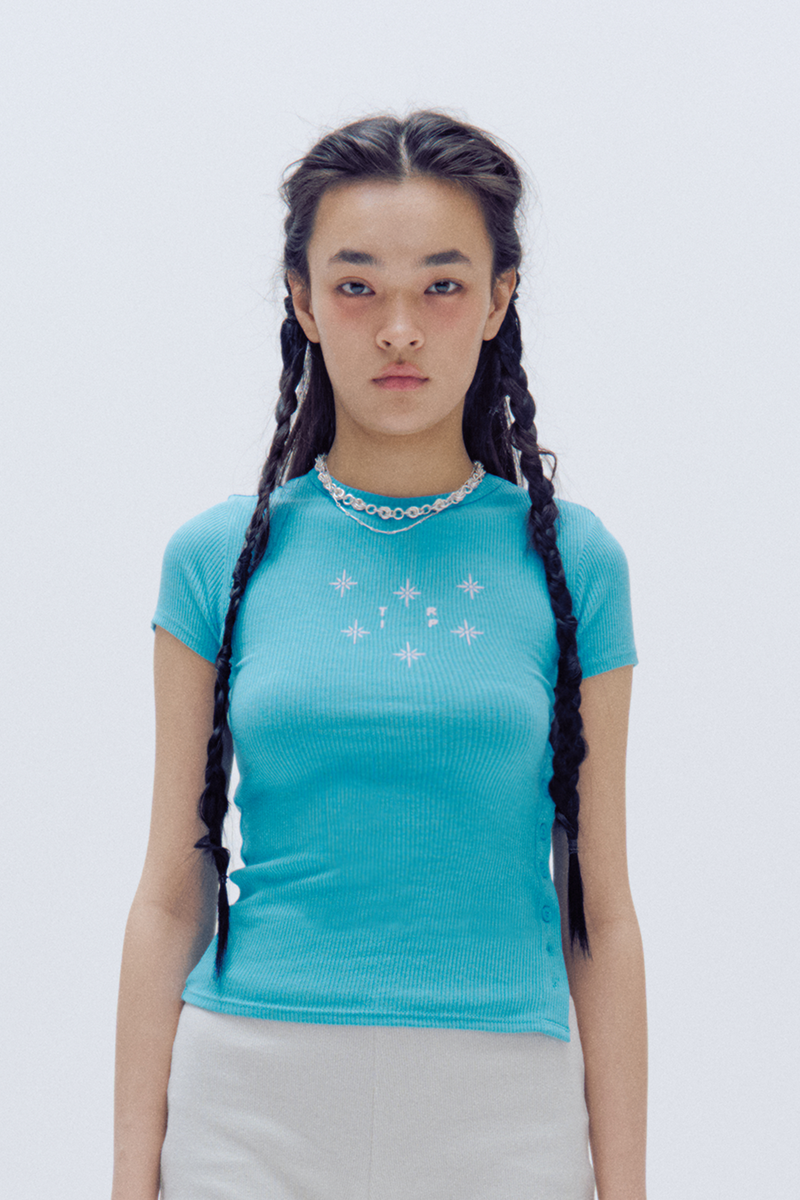 TRIP SHOP（トリップショップ）の「LOGO SIDE BUTTON TEE（Tops）」