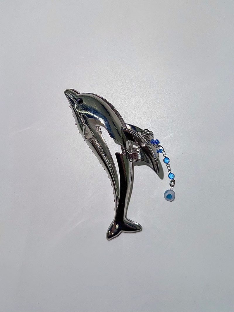 Dolphin dream hairpin