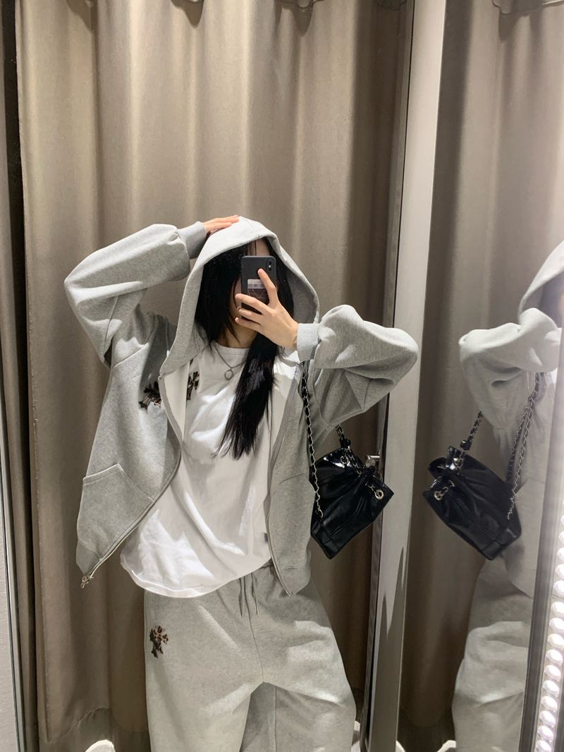 Reho Cross Patch Sweat Pants