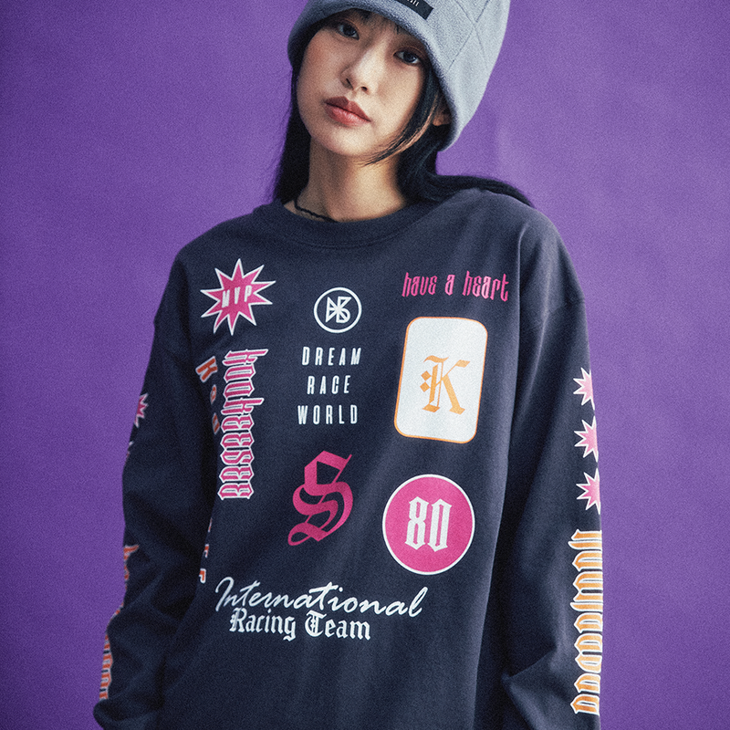 KOOKEESEE（クキシ）の「KOOKEESEE Racing tee (Charcoal)（Tops）」