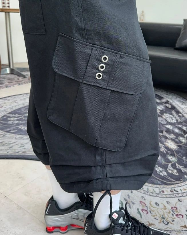 Lot Eyelet Cargo Bermuda Pants