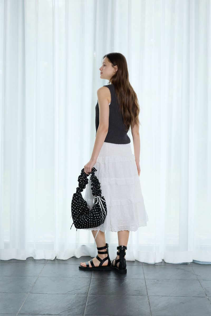 SIMPLE KNIT VEST