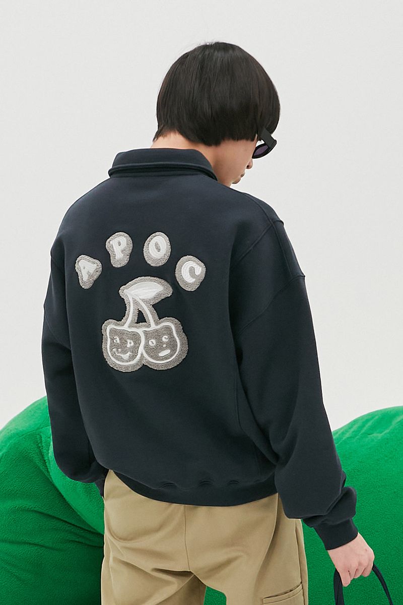APIECEOFCAKE（ピースオブケイク）の「Cherry Bear Half Zipup Crewneck_Navy（Tops）」