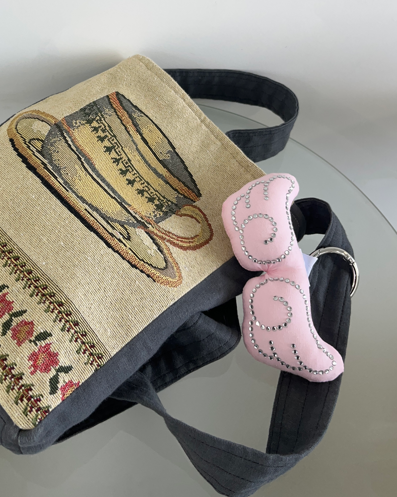 [MADE] Twinkle cushion keyring - wings