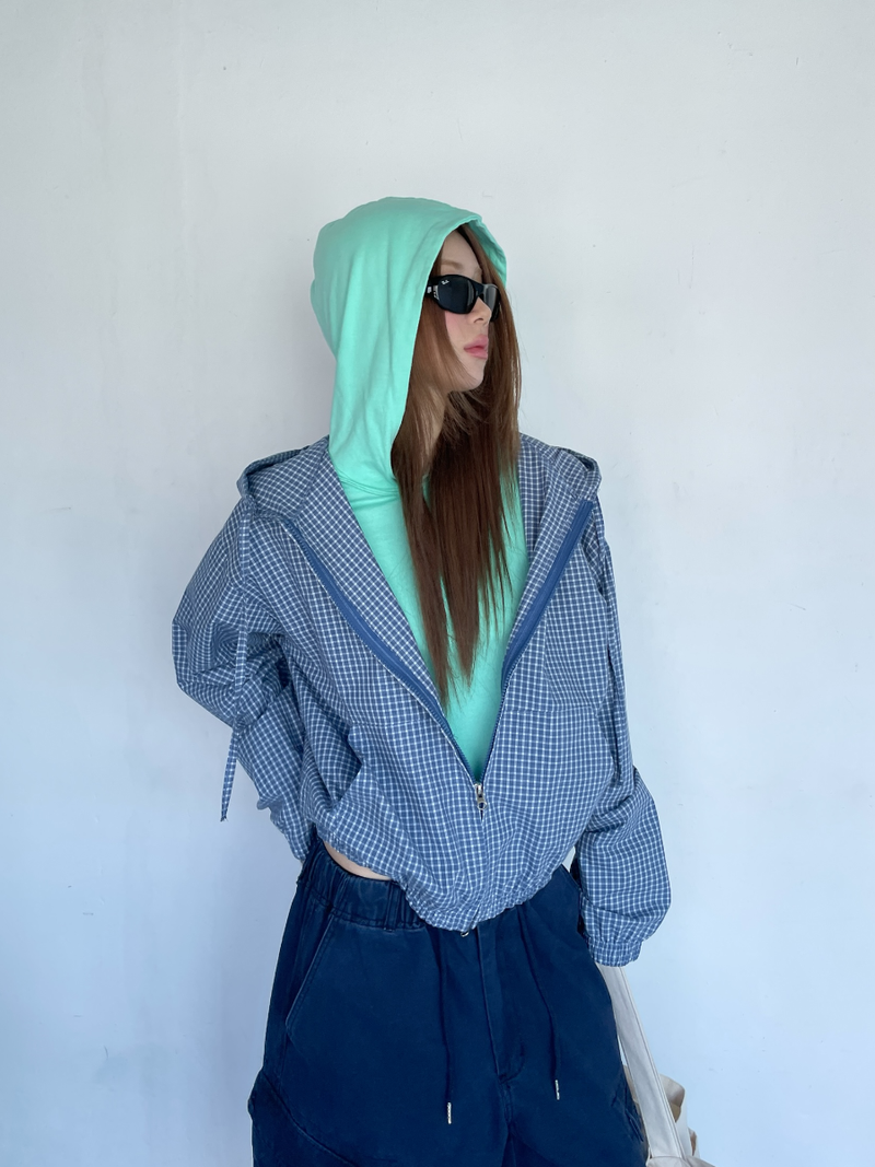 cut out layered hood T