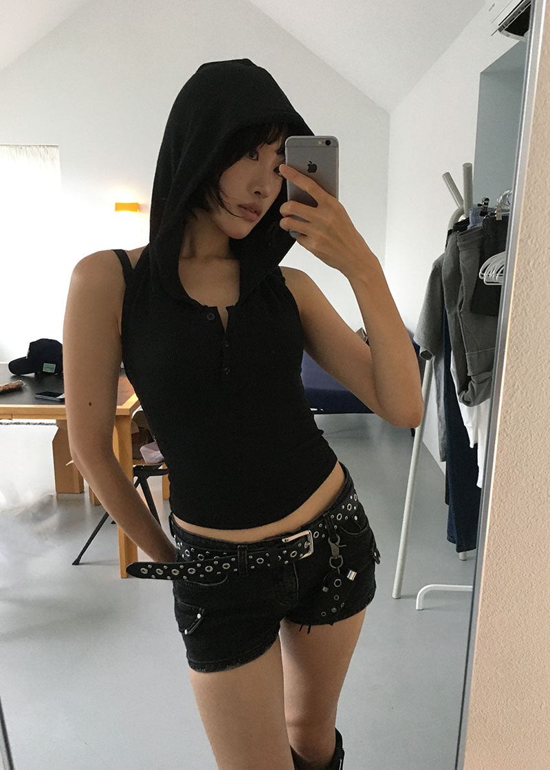 LOW STUD CARGO MINI SHORTS