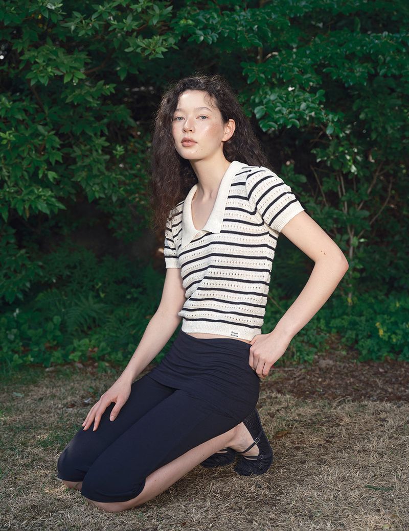 Stripe Deep V Collar Knit Top_Black