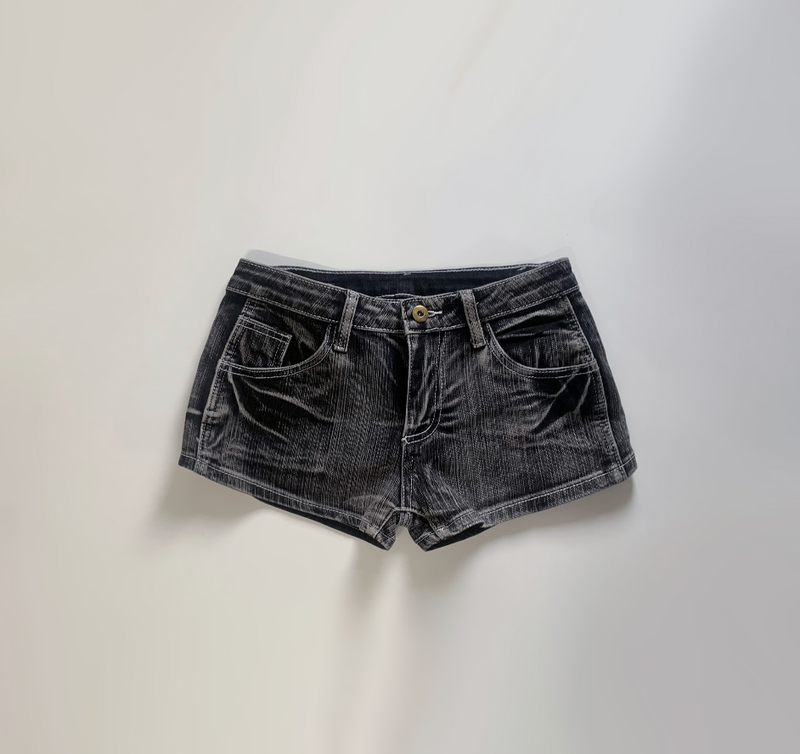 Marilyn y2k dark blue denim shorts
