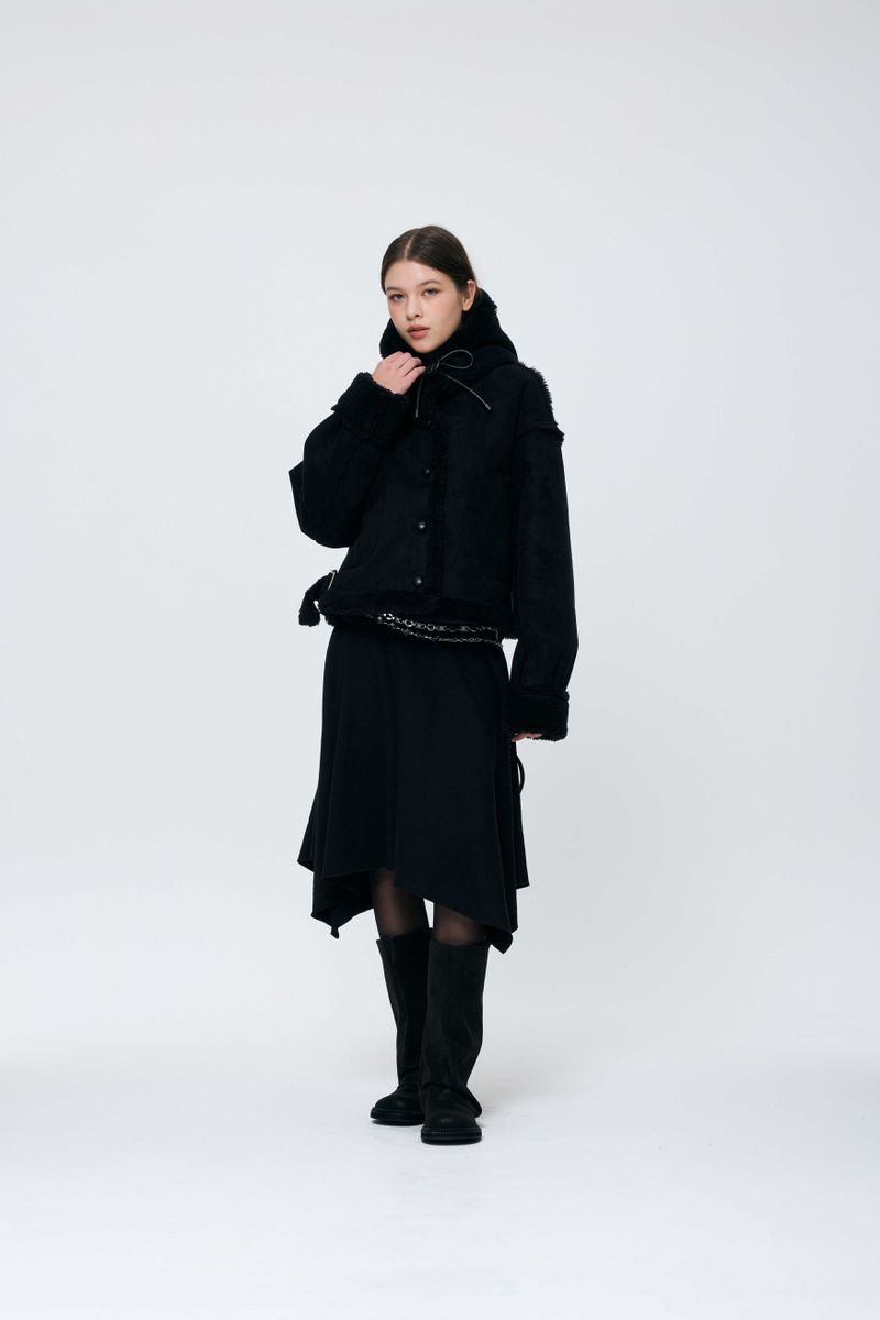 ADORABLE HOOD MUSTANG / BLACK