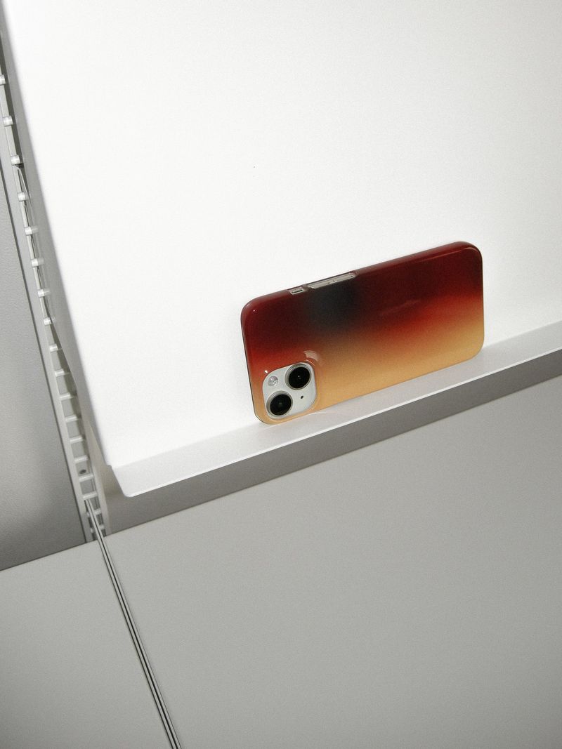 Milan (glossy hard case)