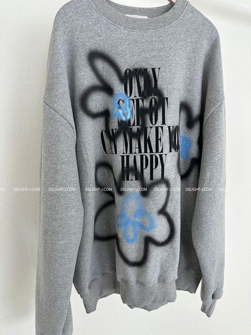 [UNISEX] Wool napping flower oversized fit sweatshirt