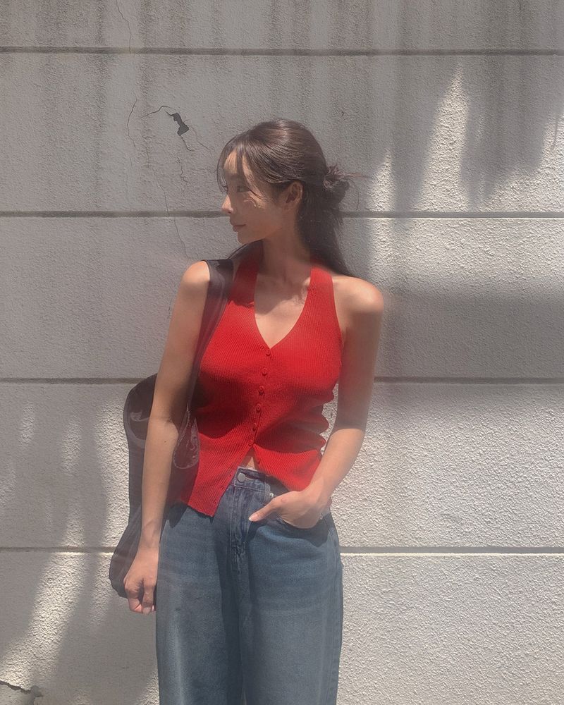 Bit halter button sleeveless