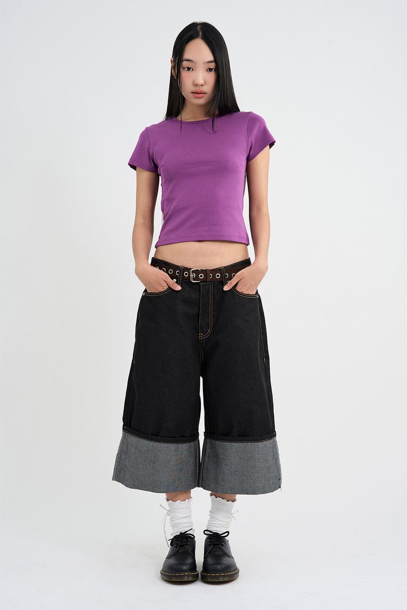 Single eyelet belt
