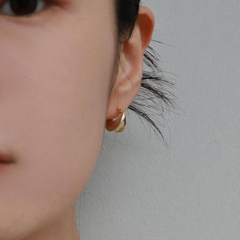 oval volume earring