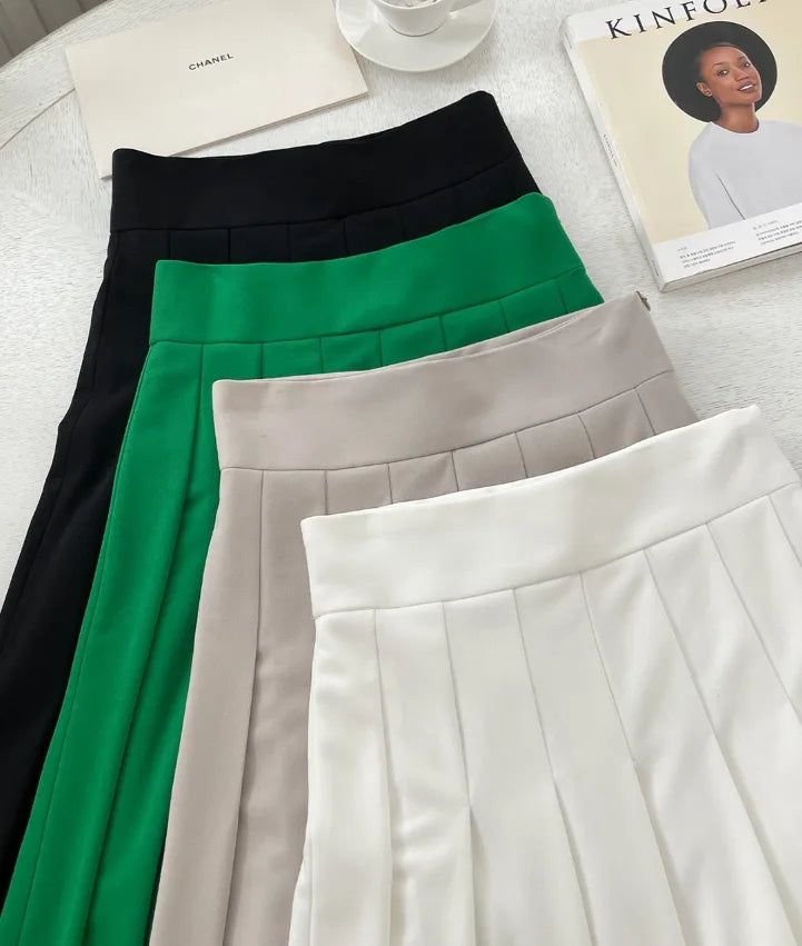 Envo Stretch Pleated Long Skirt
