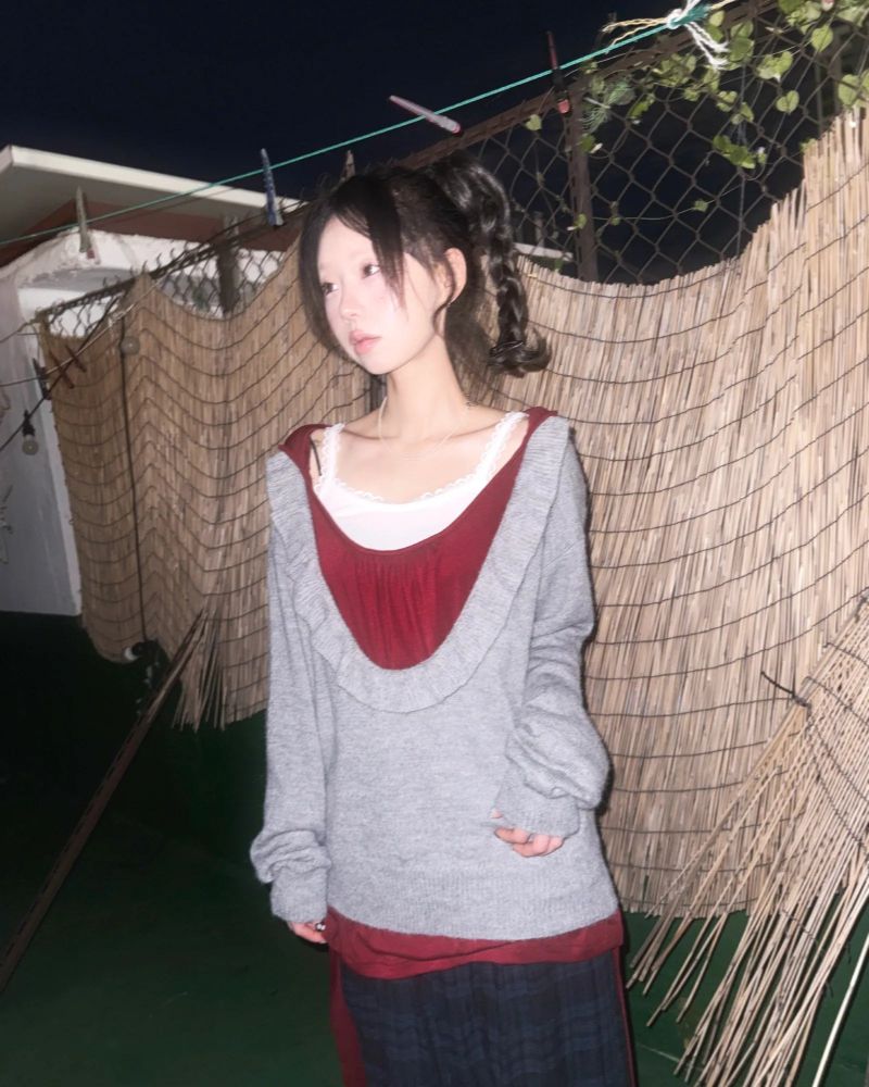 (3color) Frill Deep U-Neck Wool Knit