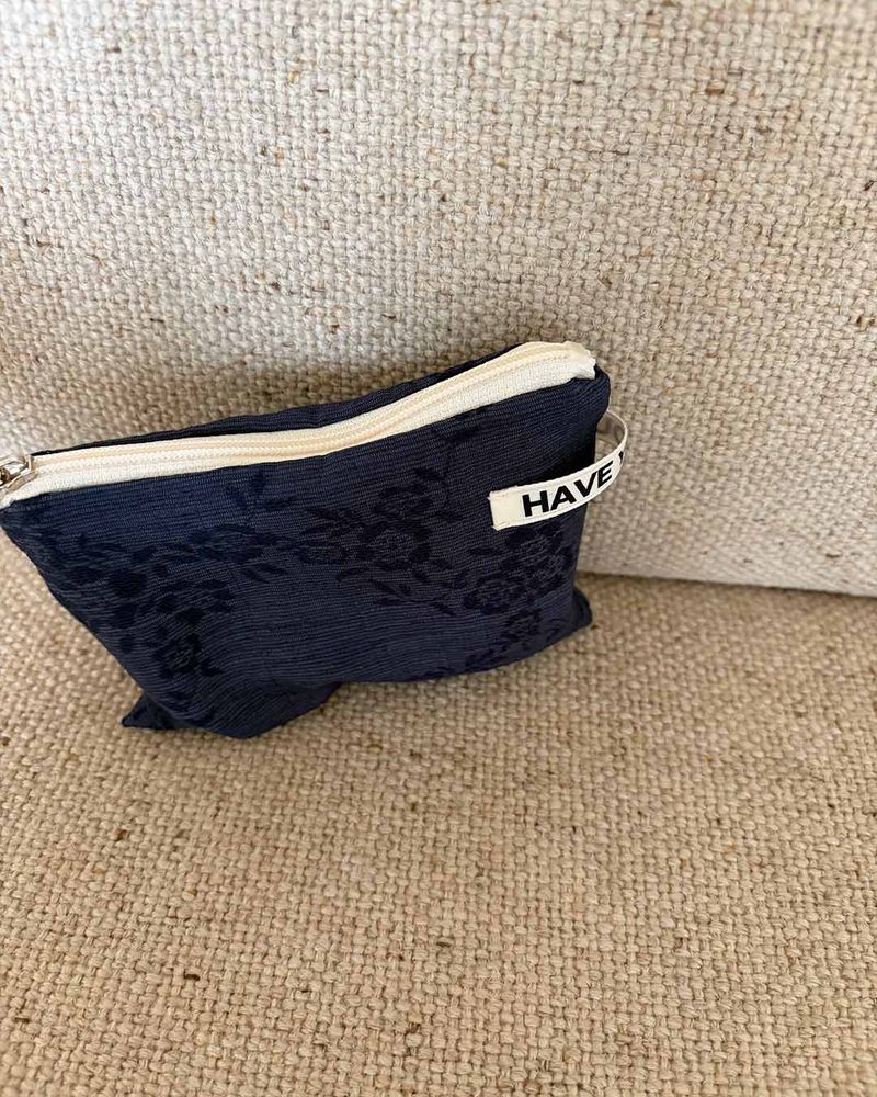 Linen floral flat pouch - navy , S size