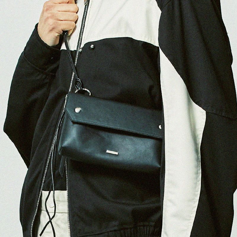 piping leather strap flap bag & utility key ring black
