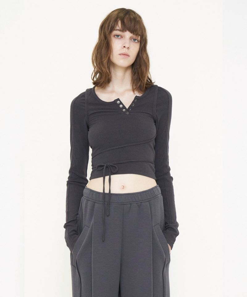 CUT OUT LONG SLEEVE TOP