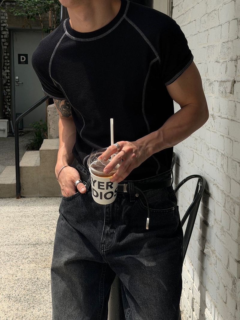 LAURANT(ロラン)の「Stitch point muscle fit t-shirts(4color)(Tops)」
