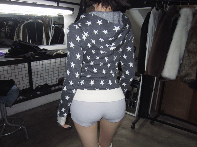 Star zip-up