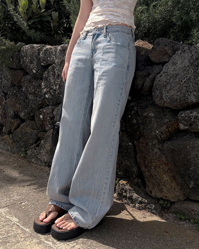 Mets straight‑fit denim pants