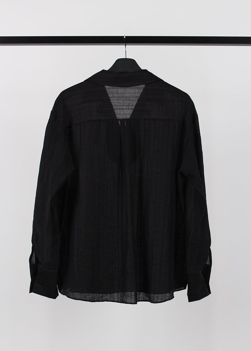 EYELET BLOUSE