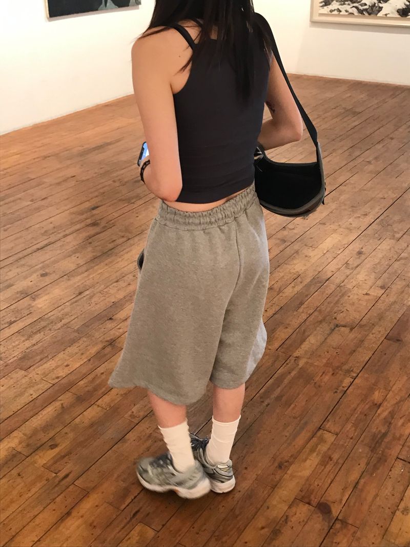 Twin layered sleeveless