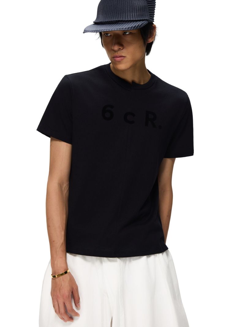 6CRAYON ブラックボックスフィットTシャツ オフネック フロックプリント