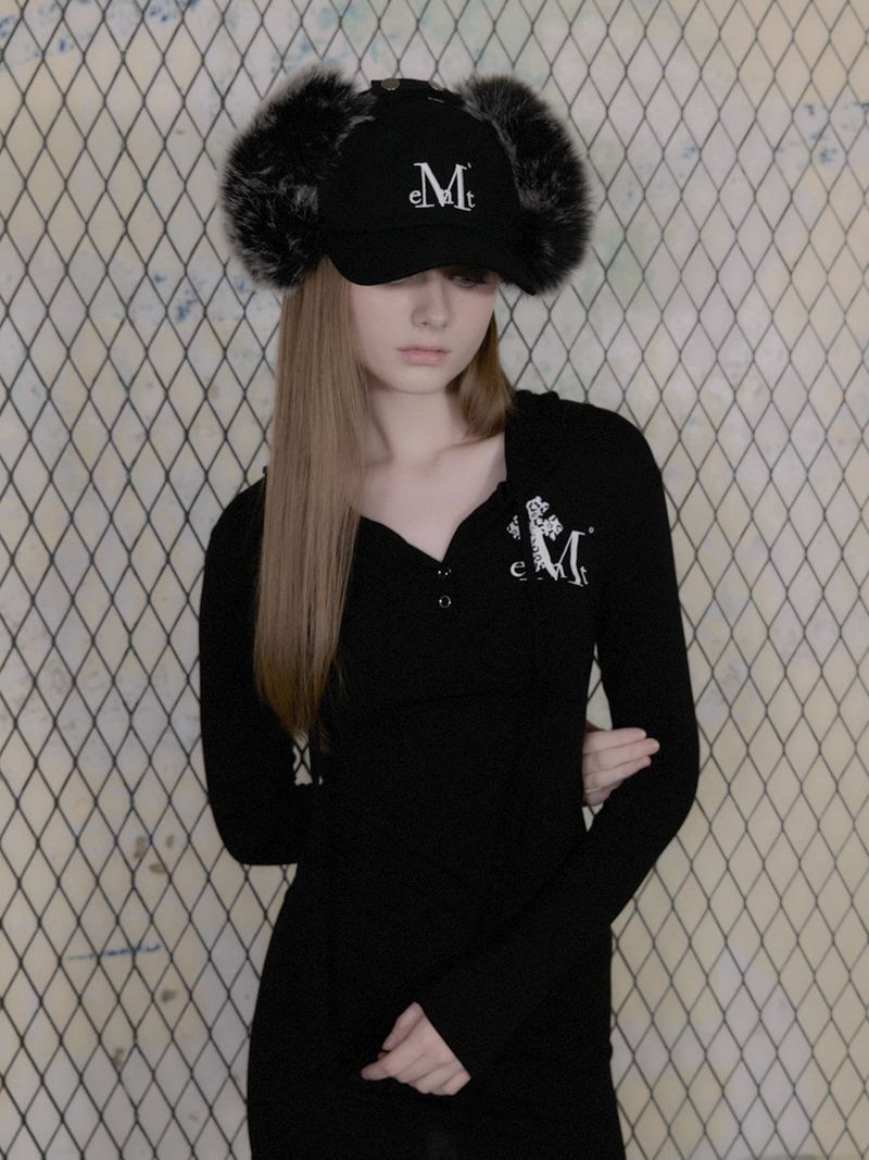 SIGNATURE EARFLAP BALL CAP