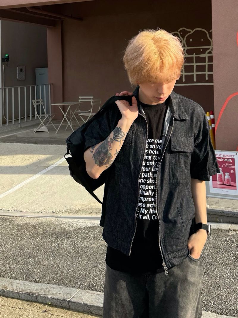Two way denim short sleeve zip-up jacket 2C