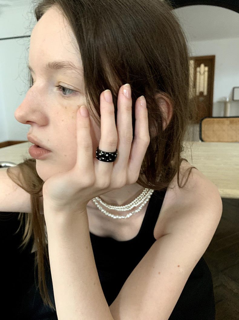 House of haus（ハウス オブ ハウス）の「ブラック メタル トゥウィンクル 水玉 リング（アクセサリー）」