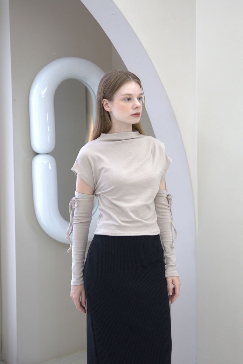 Half Neck Cut-out T-shirt Beige