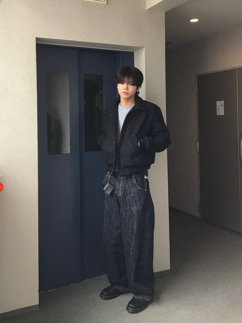Premium Wool Cropped Varsity Jacket