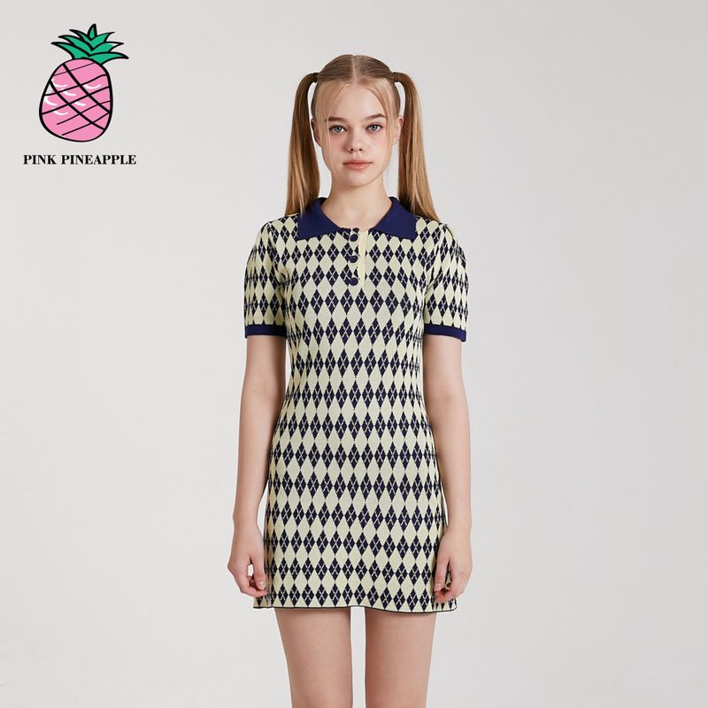 PINK PINEAPPLE（ピンクパイナップル）の「ARGYLE KNIT DRESS（Dresses）」