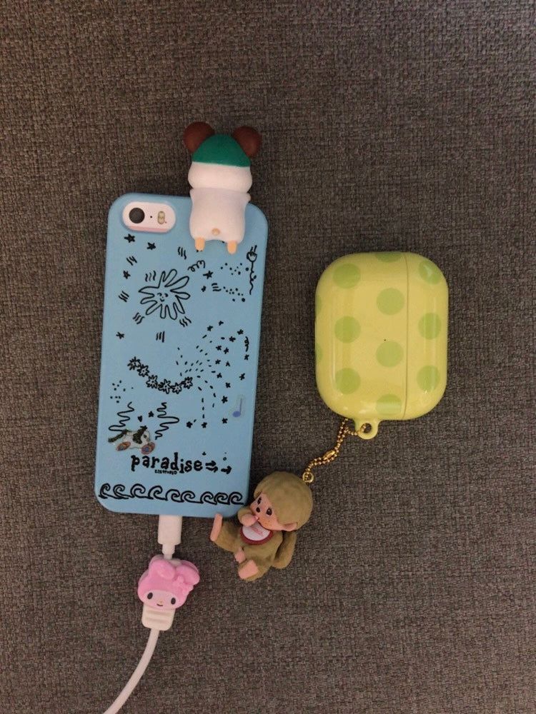 lime dot pattern airpod case