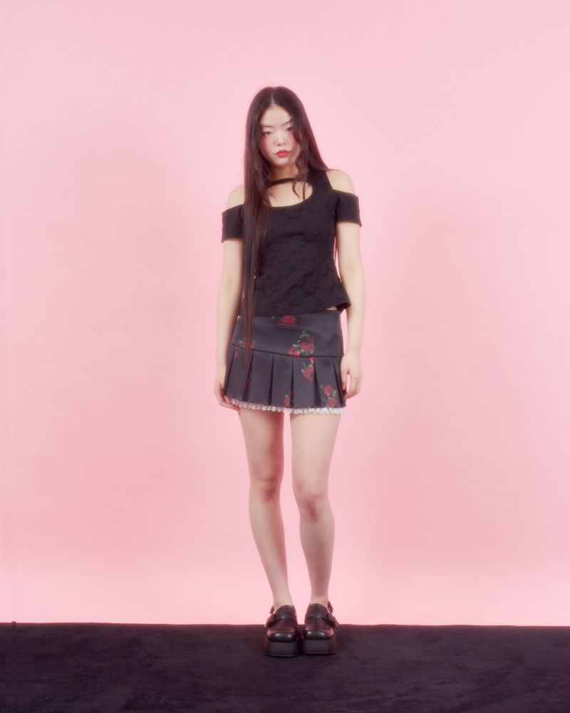 ROSE HALTER BLOUSE [BLACK]