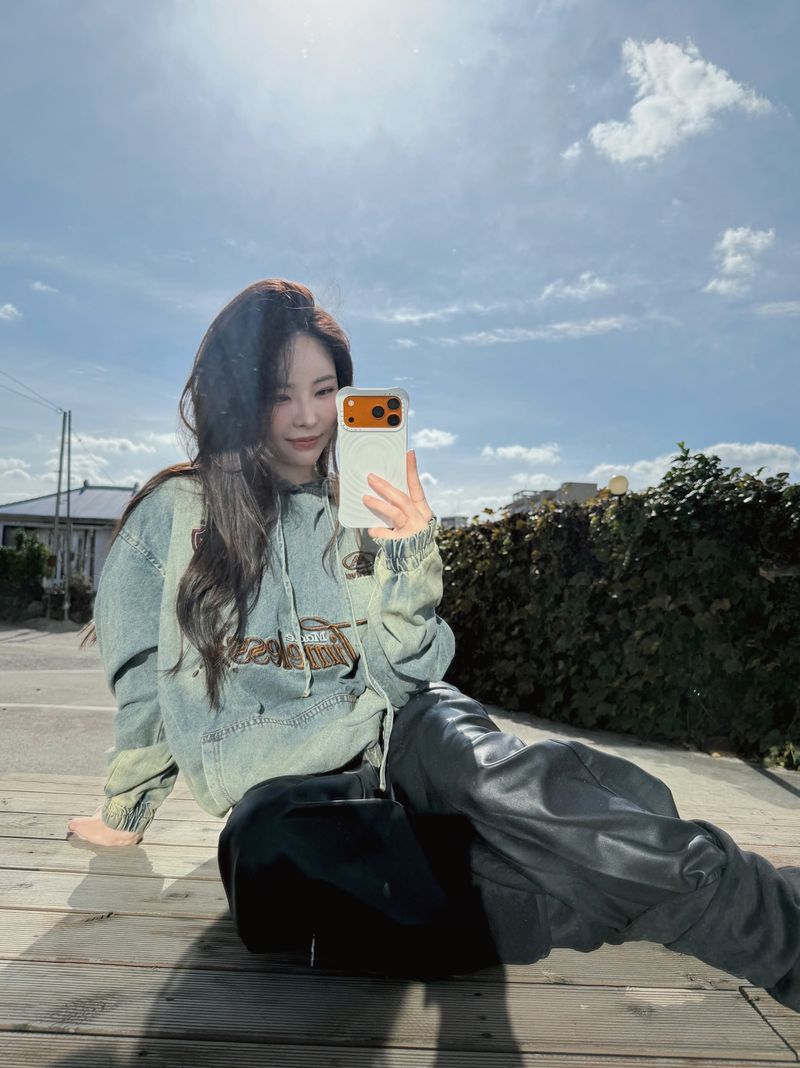 ノワール ヴィンテージ デニム フーディ Tシャツ