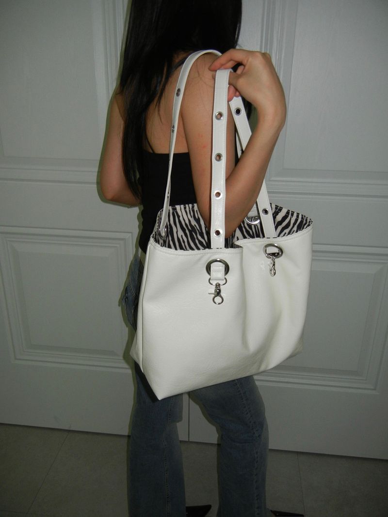 Reversible Eyelet Pattern Two-Way Shoulder Bag