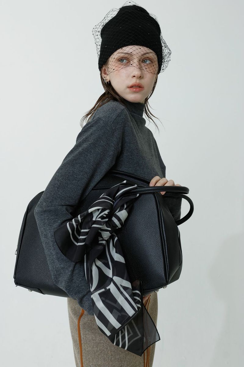 MOCK SEMI-TURTLENECK T-SHIRT_CHARCOAL