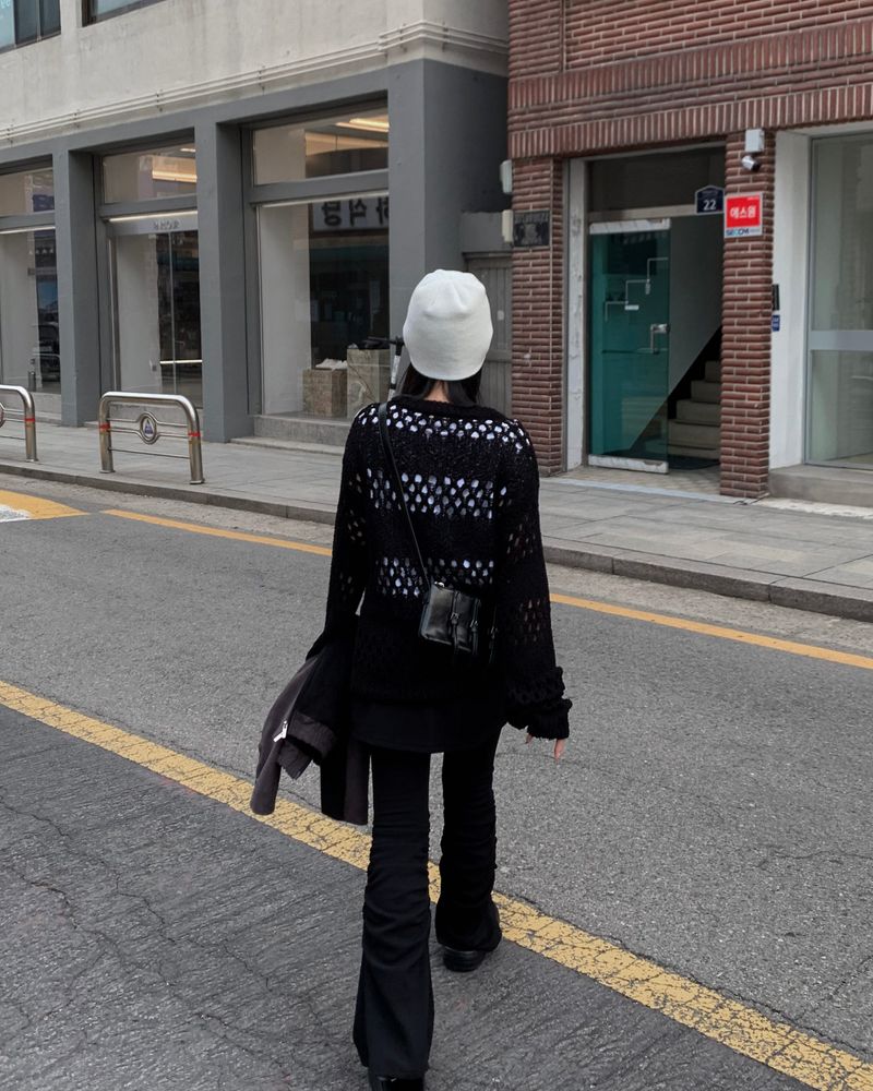 Cross beanie